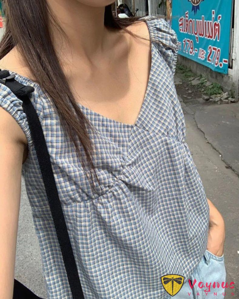 格子小衫+牛仔褲