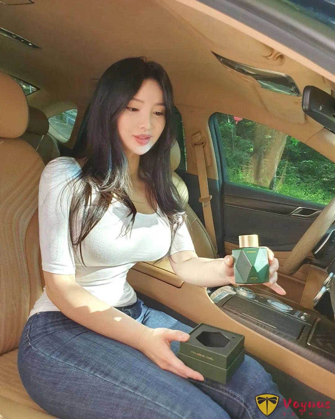 一个拥有完美腰臀比的韩国女生，到底有多香？