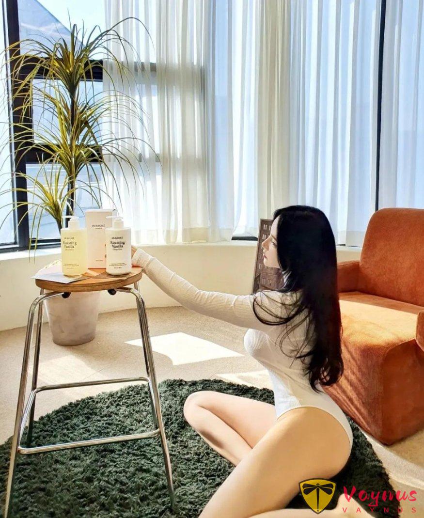 一个拥有完美腰臀比的韩国女生，到底有多香？