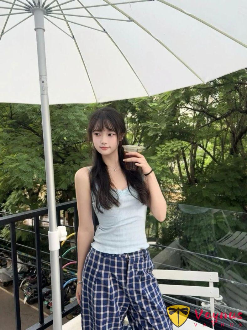 慵懒系少女，9个万能拍照动作！拍出生活氛围感，松弛又自然