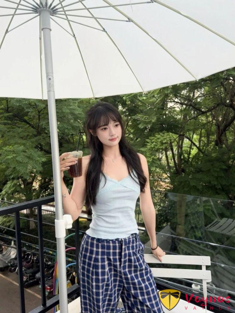 慵懒系少女，9个万能拍照动作！拍出生活氛围感，松弛又自然