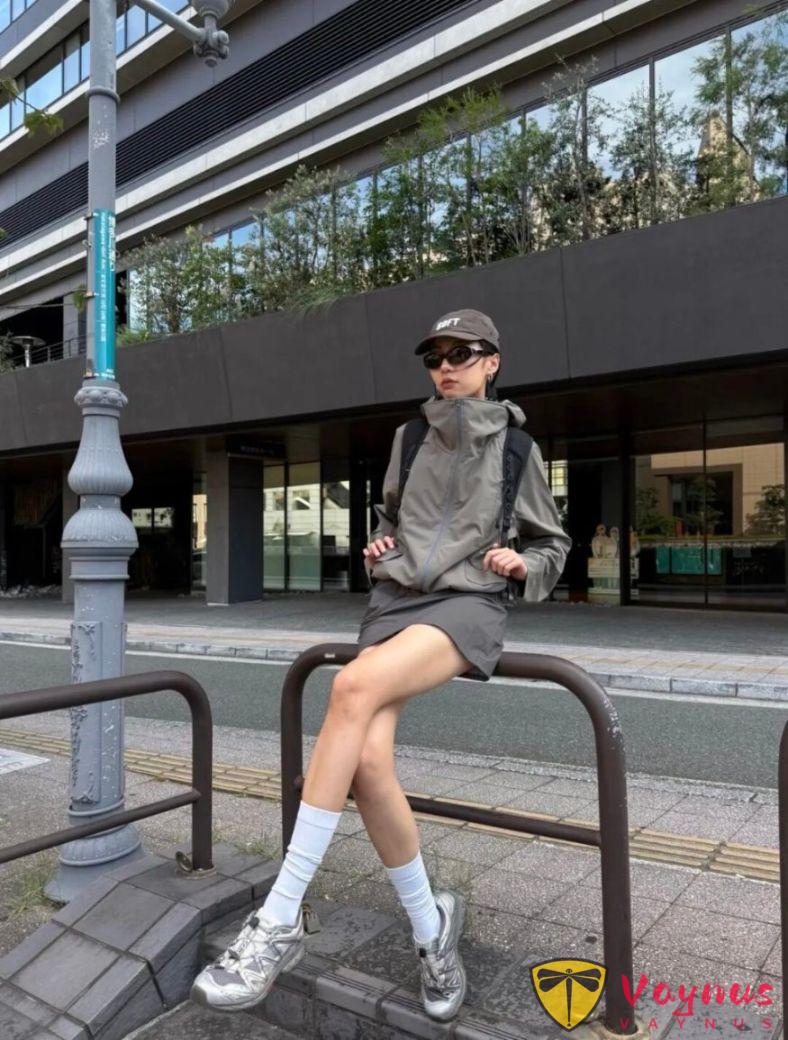 冲锋衣套装的时髦穿搭