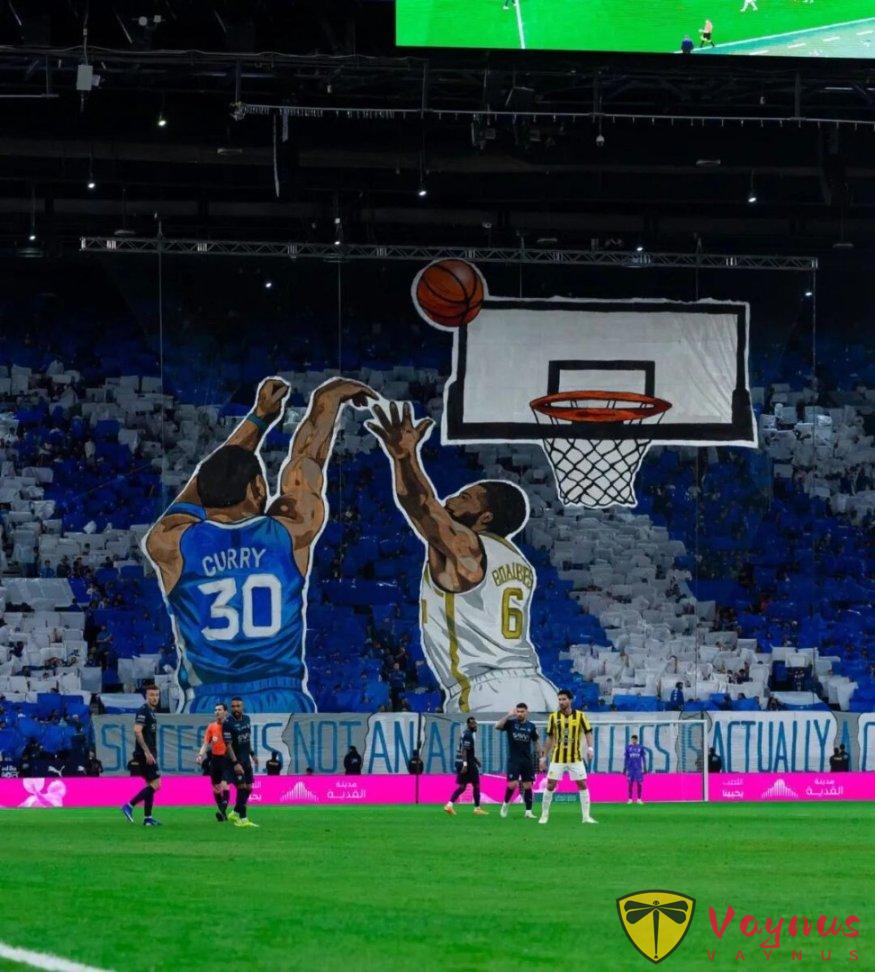 影響力!沙特德比出現庫裡巨型TIFO!致敬三分GOAT盼斬3分