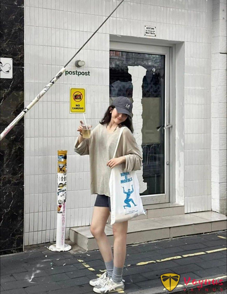防晒衫的夏日穿搭