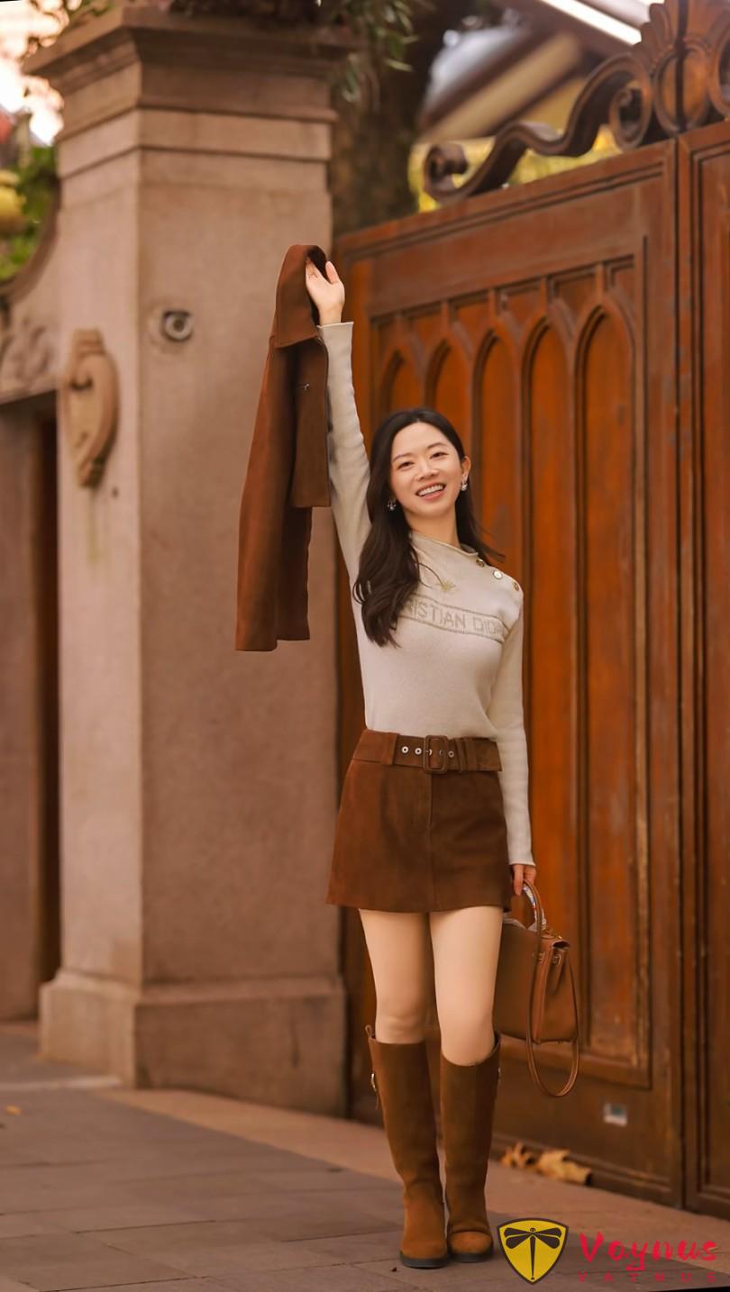 让照片鲜活起来的拍摄手法，6个活人感拍照姿势，让你年轻10岁