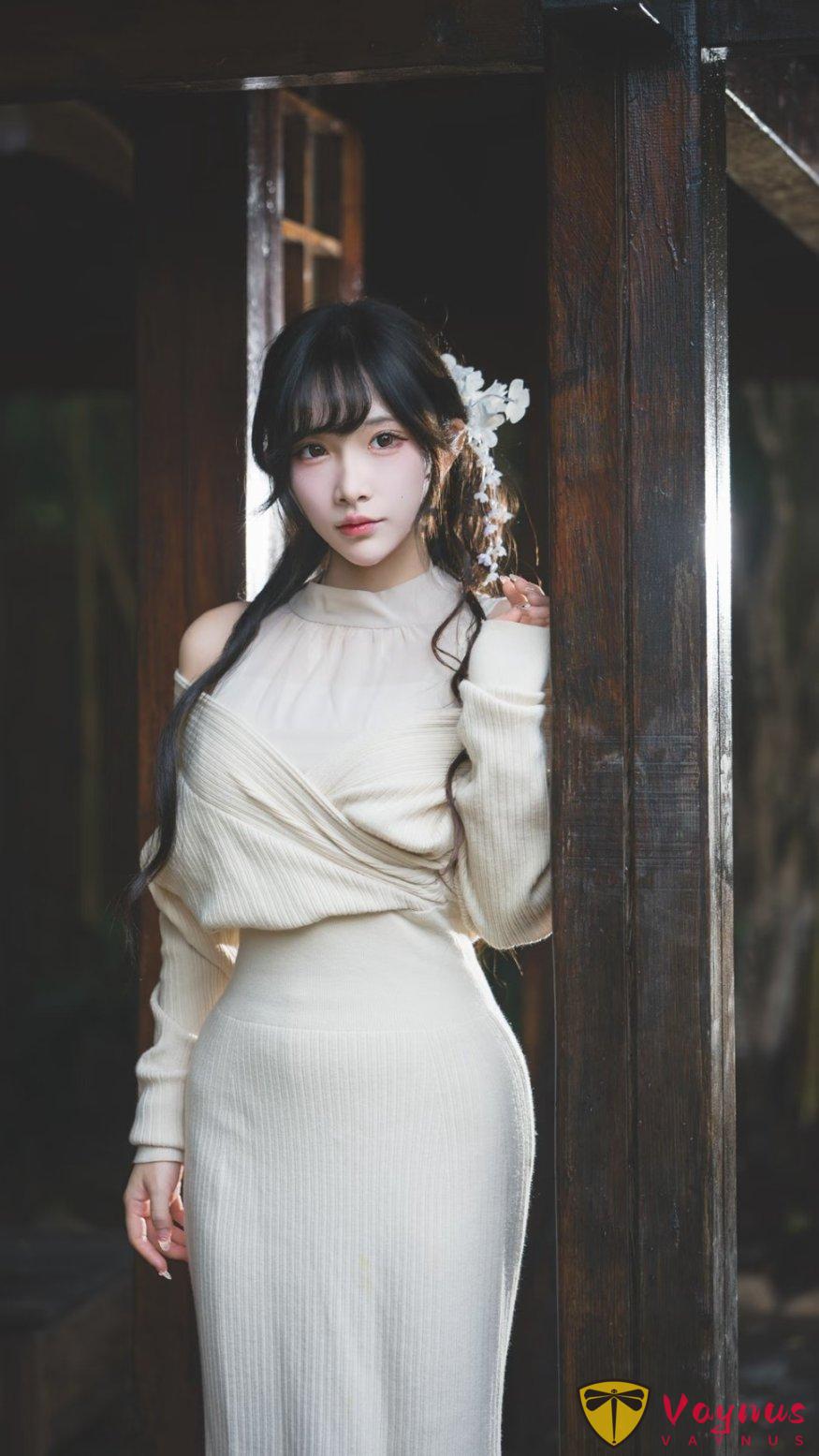 溫柔，是姐姐最強的武器！9個拍照姿勢，全是高階又剋制的性感