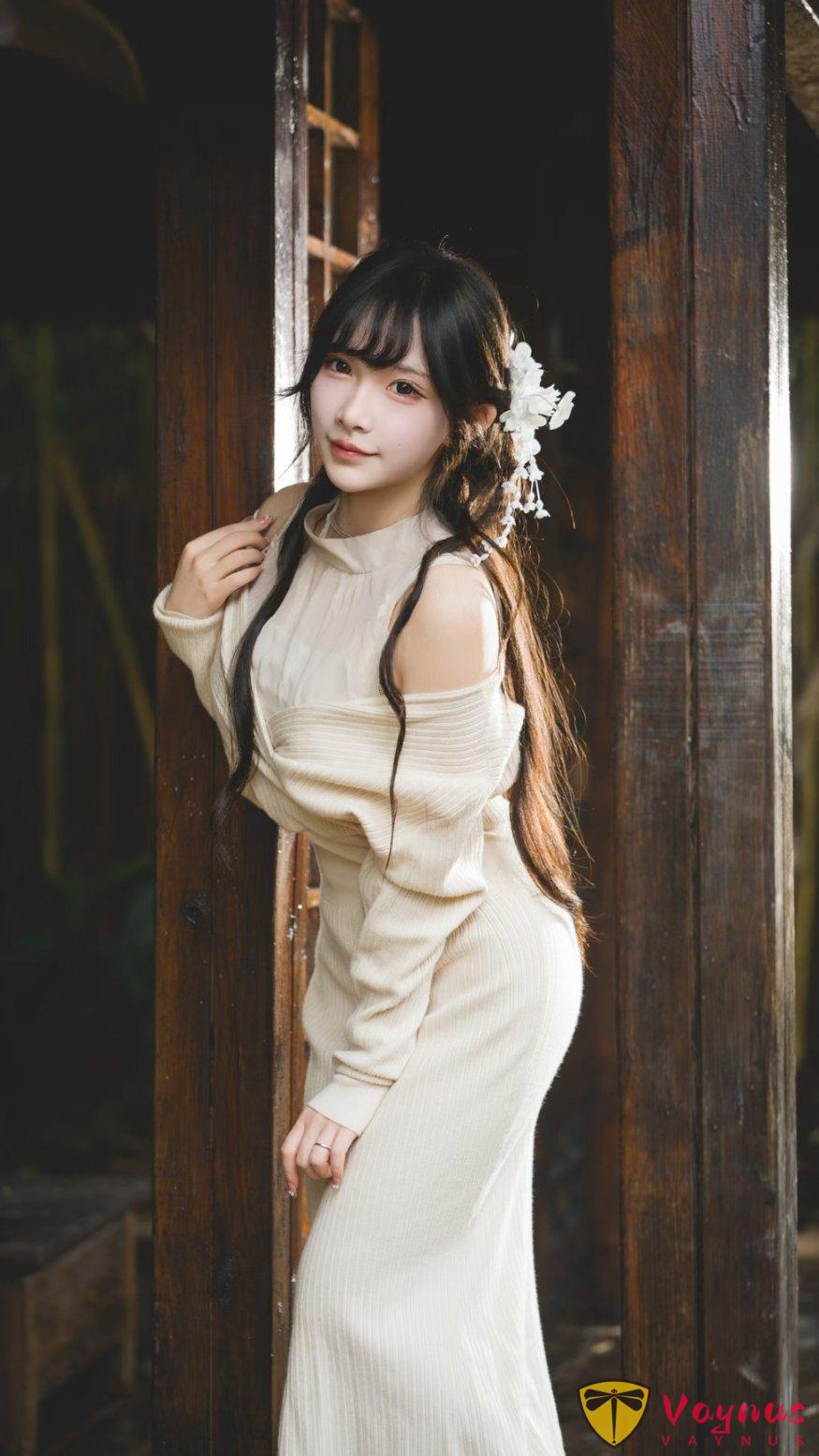 溫柔，是姐姐最強的武器！9個拍照姿勢，全是高階又剋制的性感