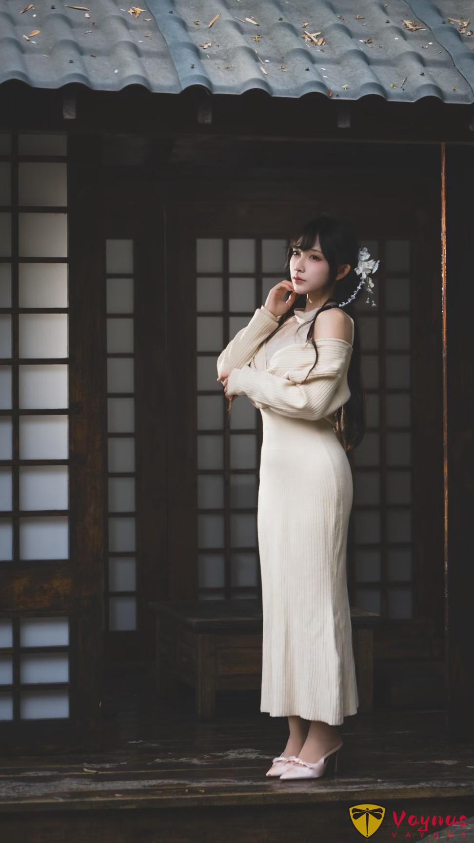 溫柔，是姐姐最強的武器！9個拍照姿勢，全是高階又剋制的性感