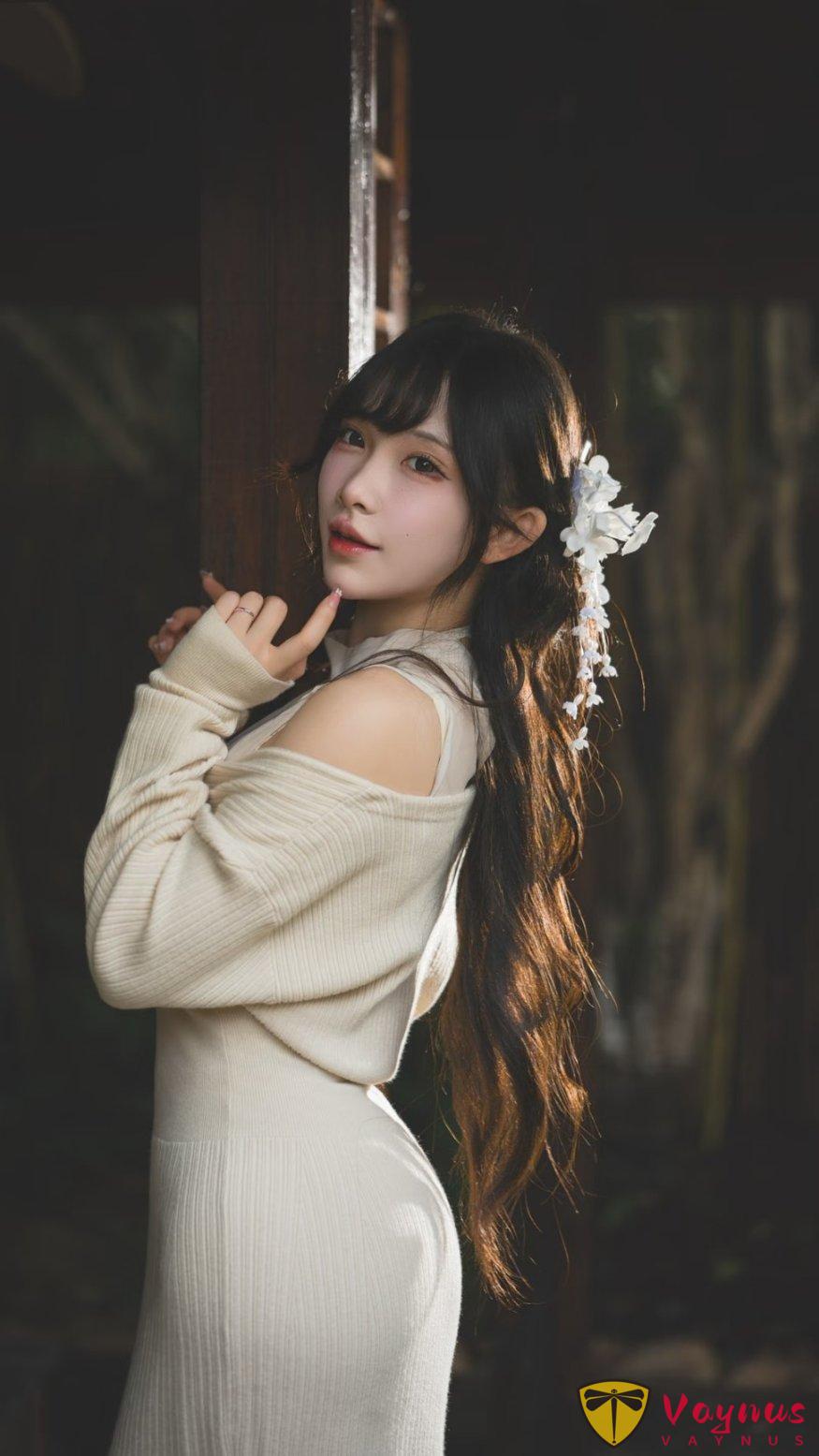 溫柔，是姐姐最強的武器！9個拍照姿勢，全是高階又剋制的性感