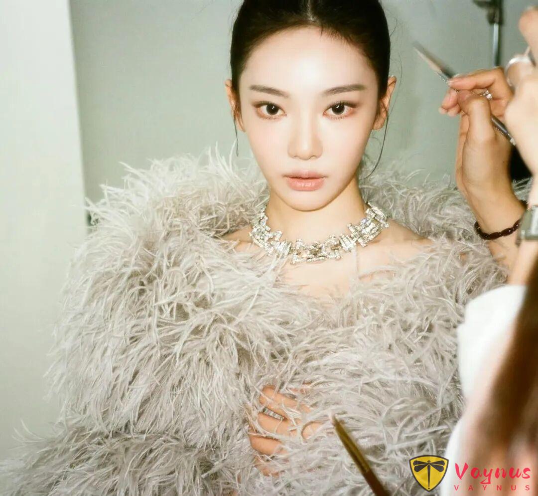 EXO成员整蛊都暻秀？宁艺卓电话泄露？朴敏英瘦脱相？朴元彬奢侈代言？李惠利文咏珊看秀？