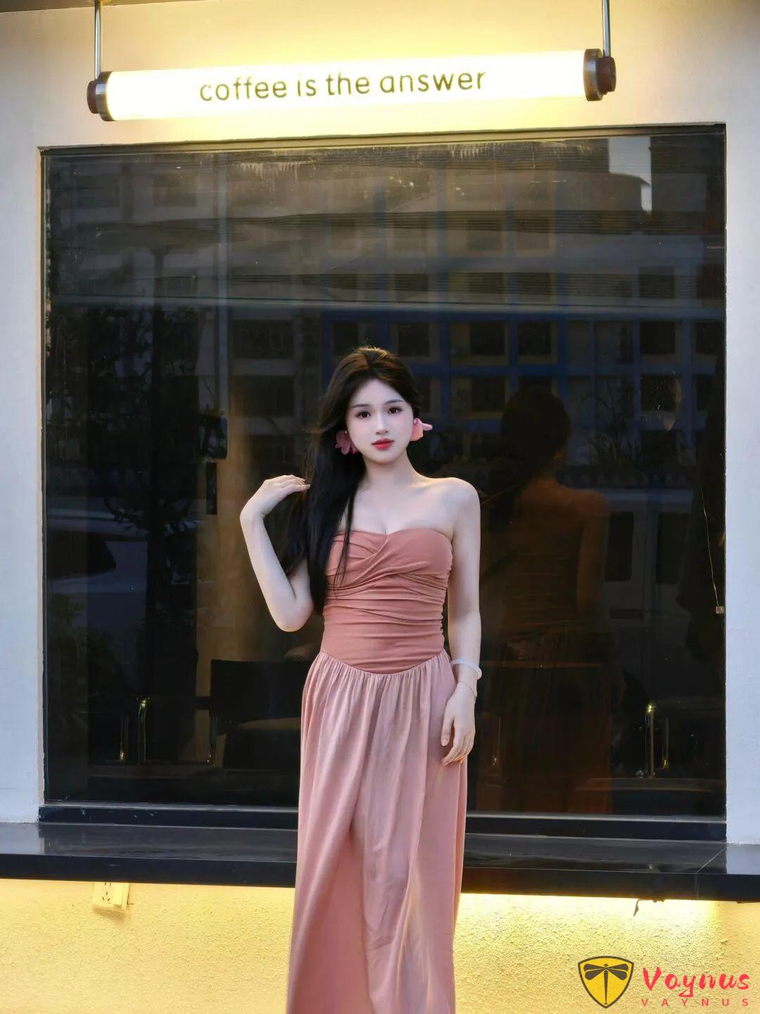 咖啡廳打卡也能拍成氛圍女主！9個鬆弛感姿勢，腿長臉小氣質爆表！