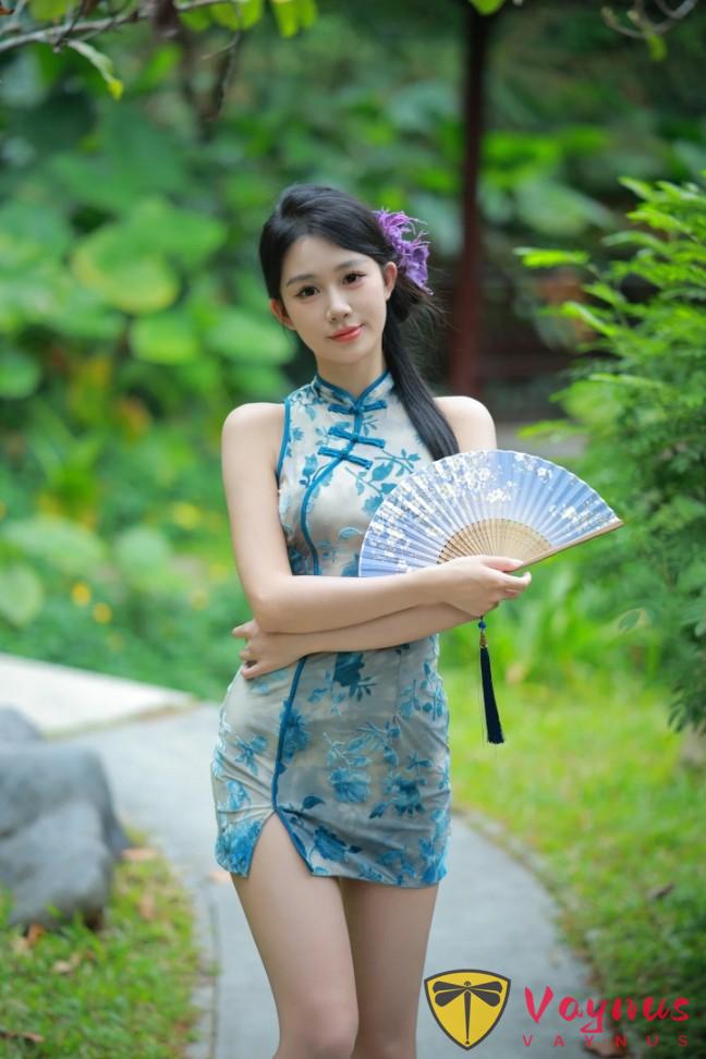 9个旗袍拍照姿势,一秒变身江南小妖精,又纯又媚,太绝了