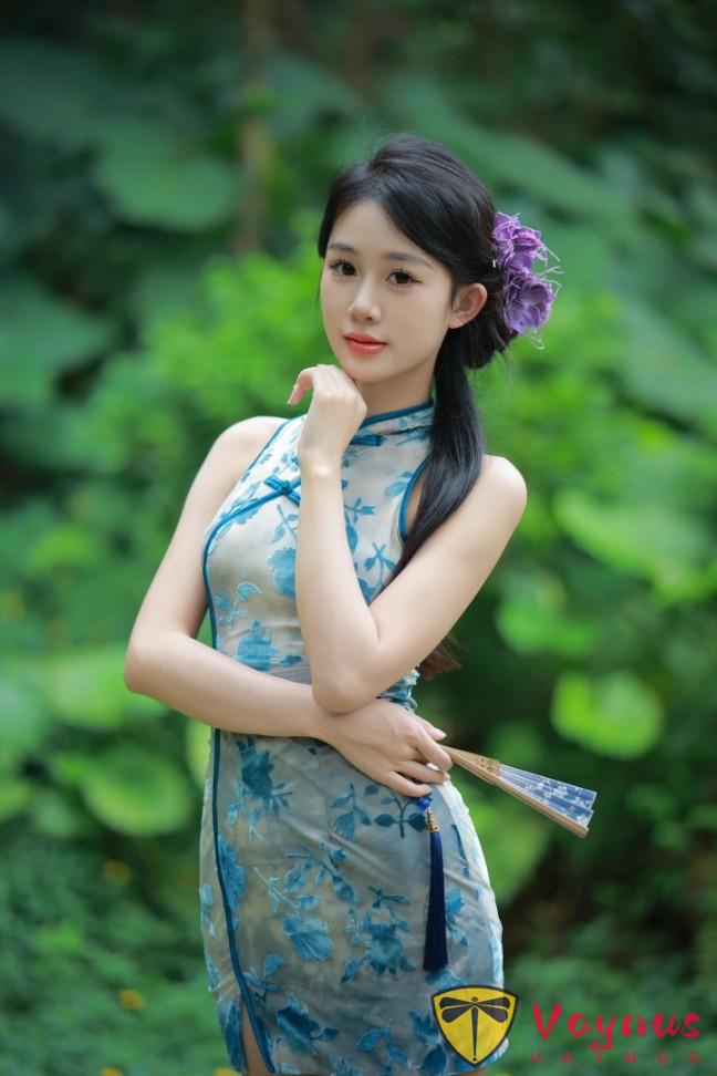 9个旗袍拍照姿势,一秒变身江南小妖精,又纯又媚,太绝了