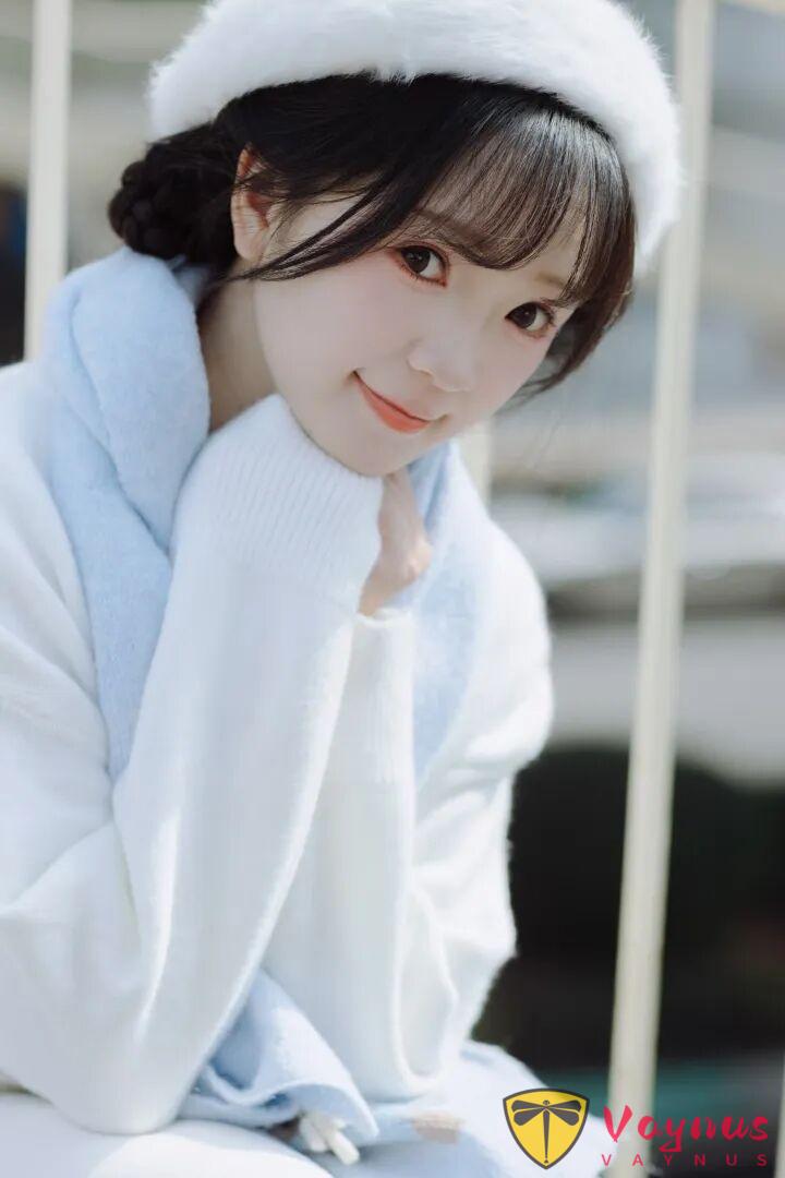 冬日街拍，9個萬能姿勢！溫柔甜美、自信大方，拍出溫暖好氣質