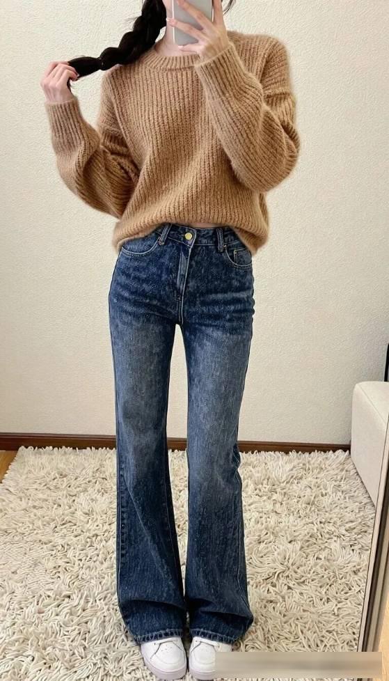 秋冬长裤怎么搭,鞋子选有分量的还是轻巧的?