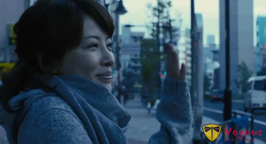 日本电影《卖梦的二人/不道德的夫妻》（2012）