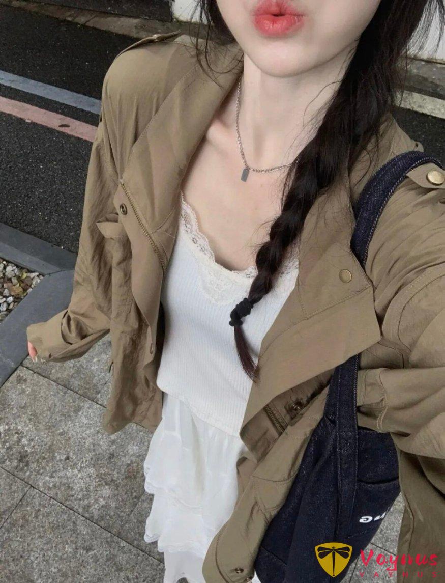 秋天的白裙子
