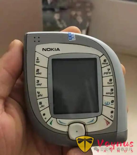 二十年前那些異想天開的手機設計,如今再無蹤影