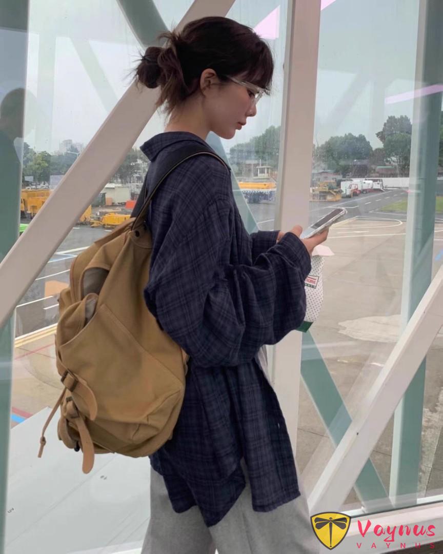 超火的蓝色格子衬衫穿搭