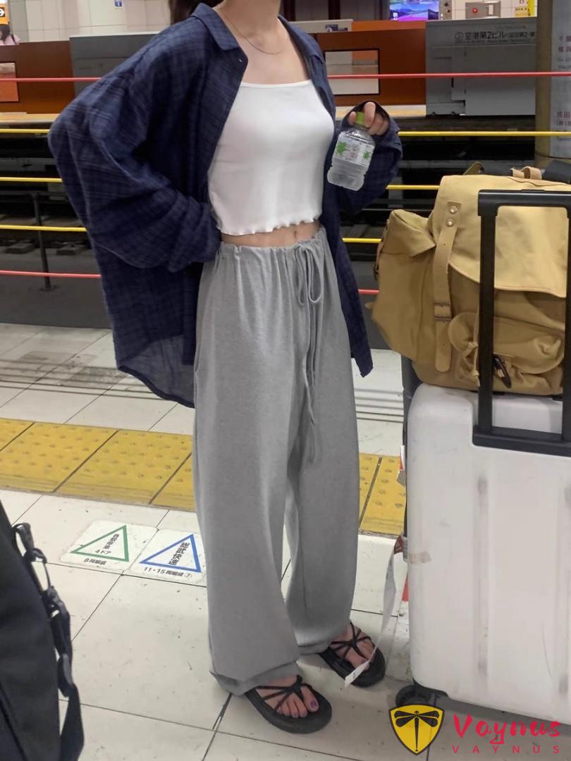超火的蓝色格子衬衫穿搭