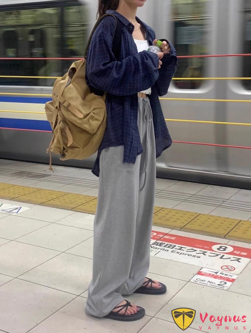 超火的蓝色格子衬衫穿搭