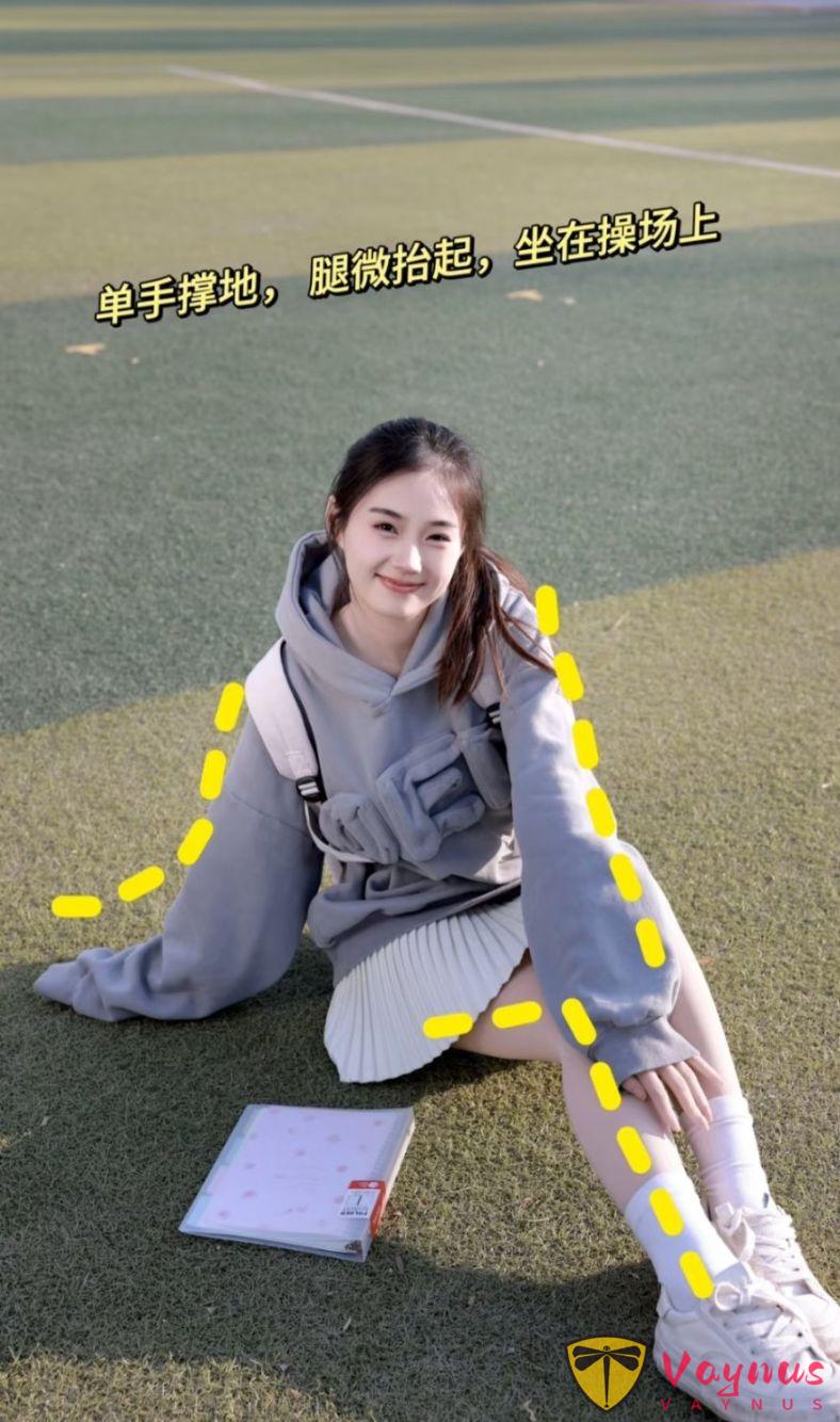 9個校園操場拍照姿勢，限時重返18歲，秒變元氣滿滿的韓系學妹