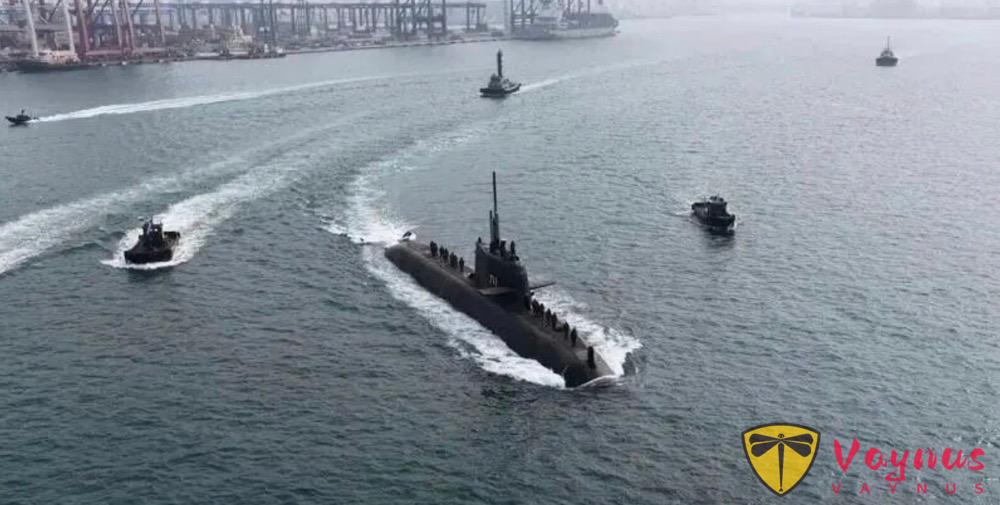 1769731982405050144.jpg 台湾自制“海鲲”号潜航仅下潜50米,耗资379亿被讽“浅水艇”“钱水艇”