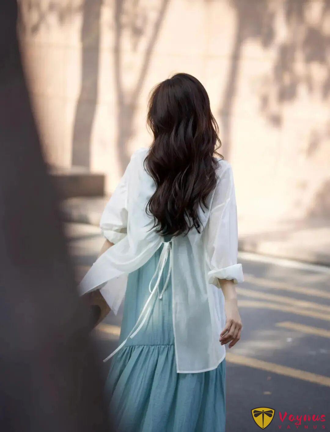 不露臉的照片怎麼拍纔好看?學會這幾點,手機也能拍出高階感!