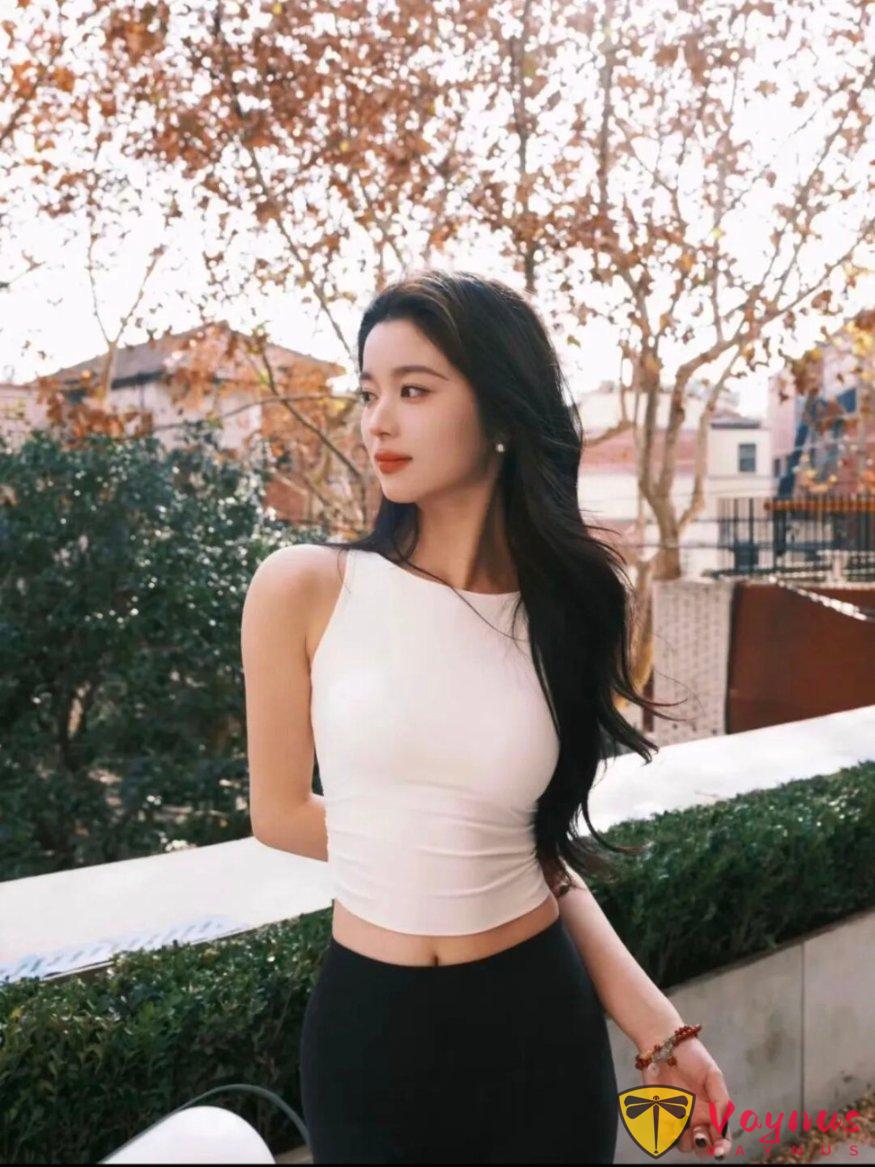 显身材的万能拍照姿势,干货拍照技巧