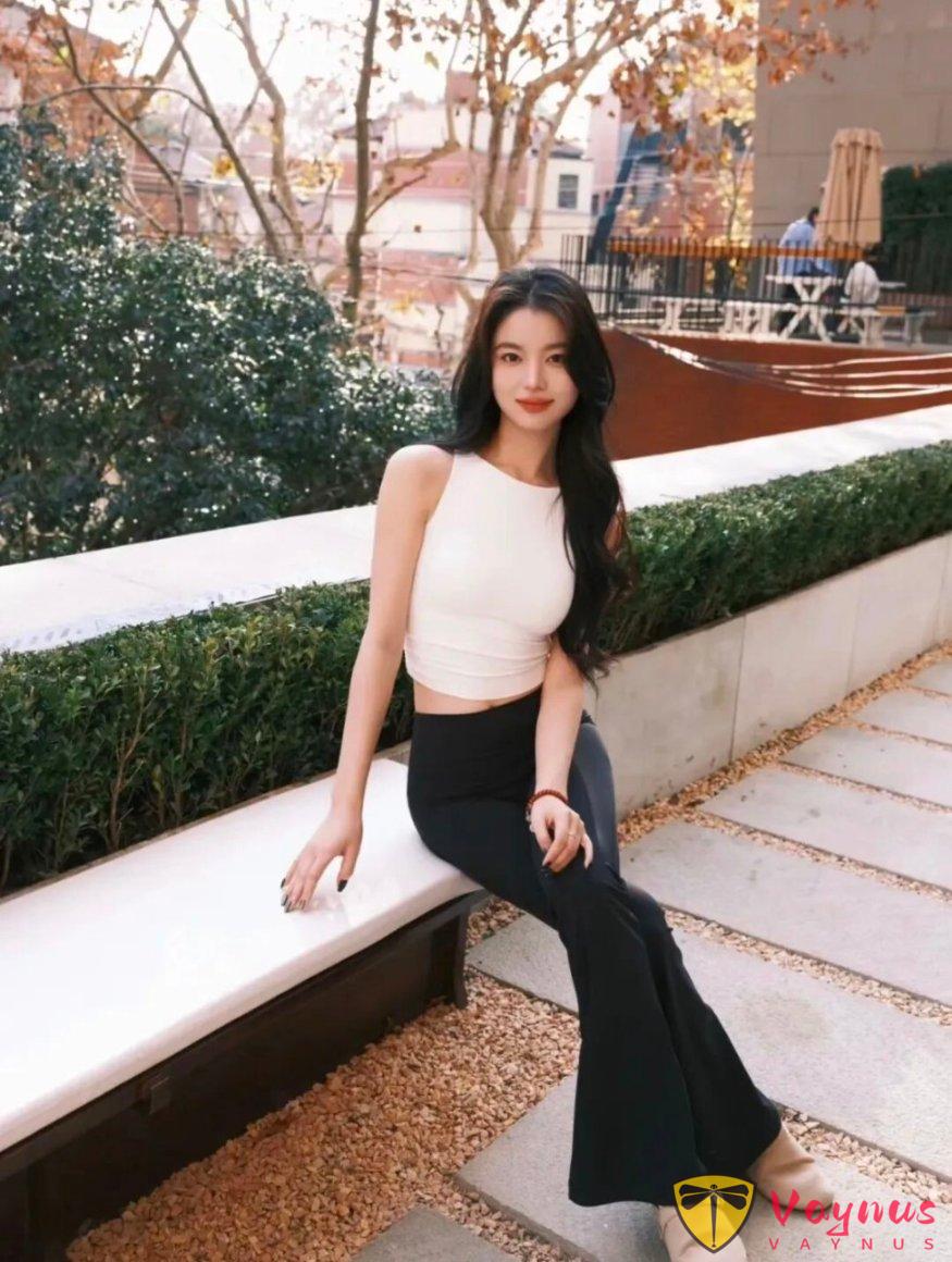 显身材的万能拍照姿势,干货拍照技巧