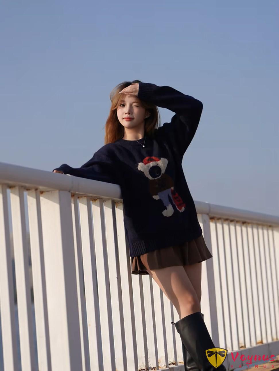 遇到栏杆怎么拍出氛围感？5个实用拍照技巧，拿捏美照！