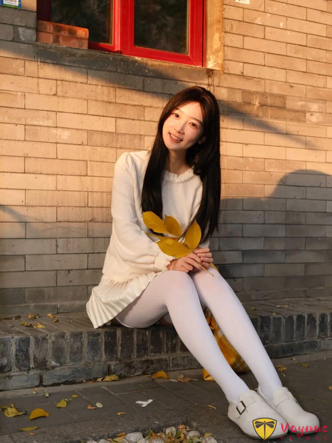 深秋百褶少女，9個拍照姿勢，甜美乖巧又減齡，軟糯清新超顯白