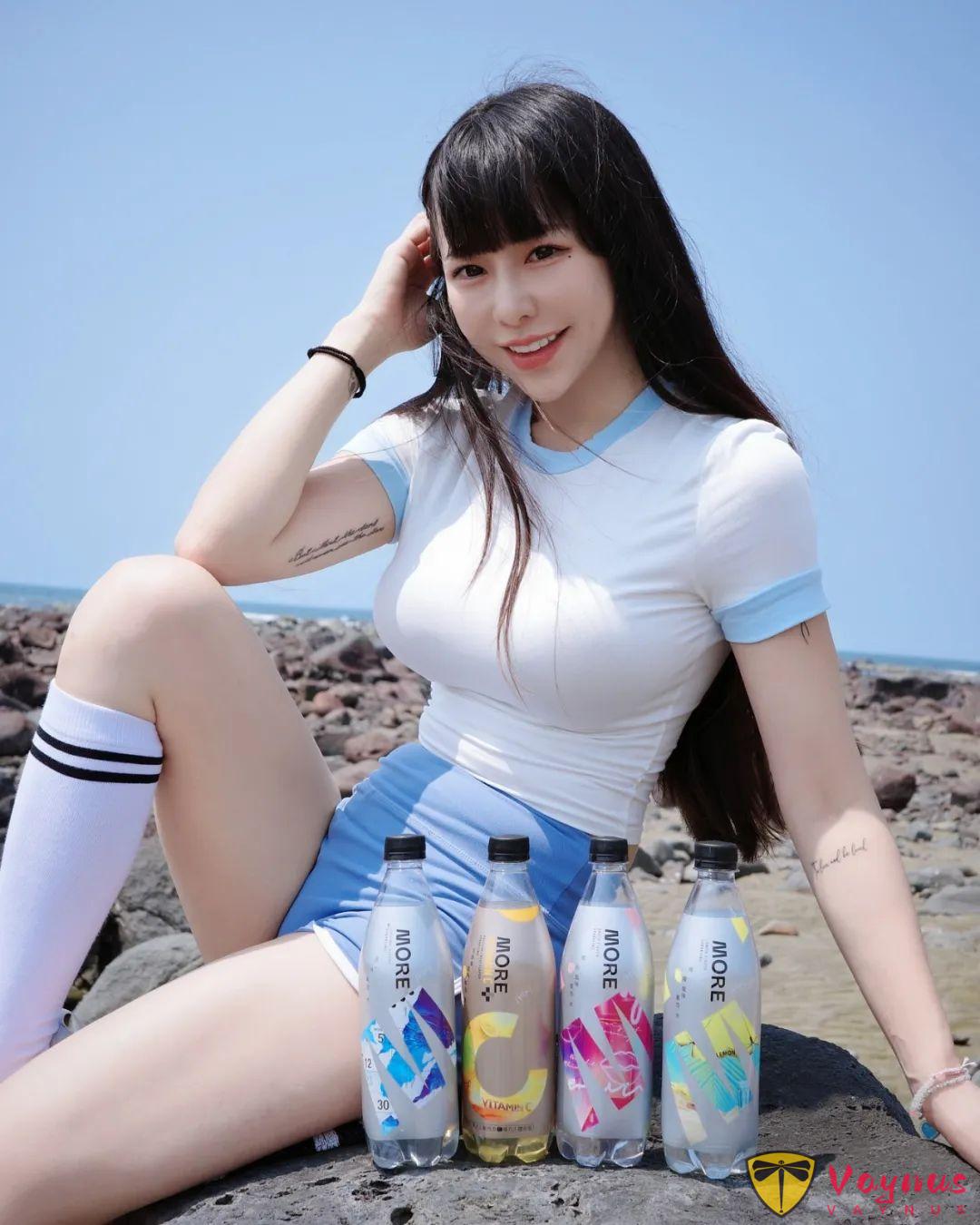 臺灣啦啦隊女神！凹凸有致，又白又嫩，大長腿真的太絕了