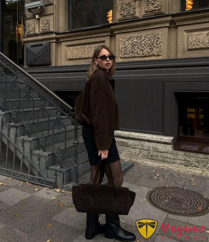 秋天穿丝袜了吗?