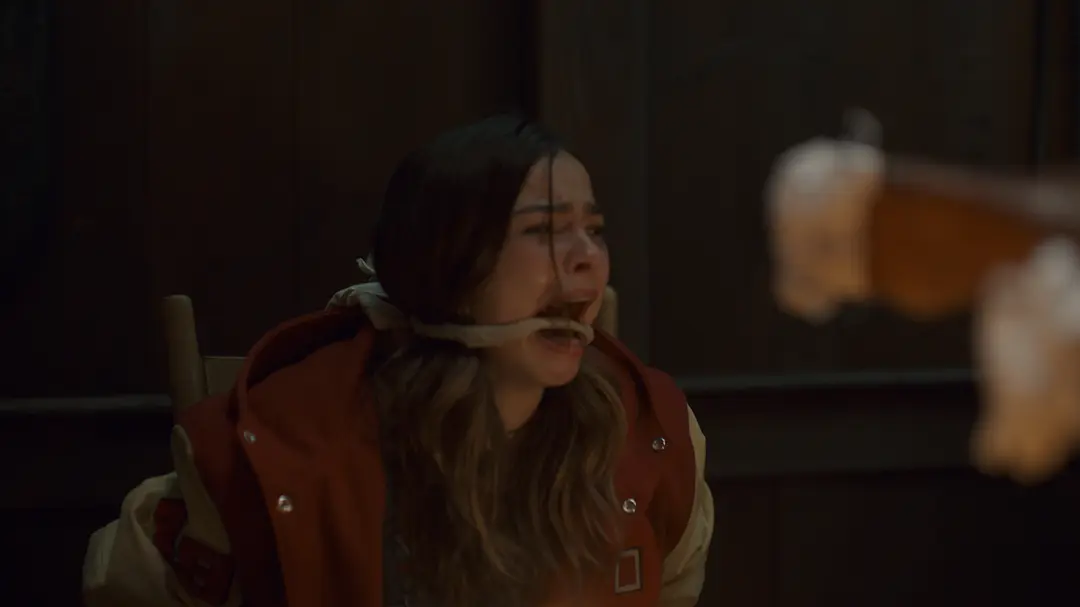 一部生猛的R級恐怖電影,變態惡魔將人做成烤肉