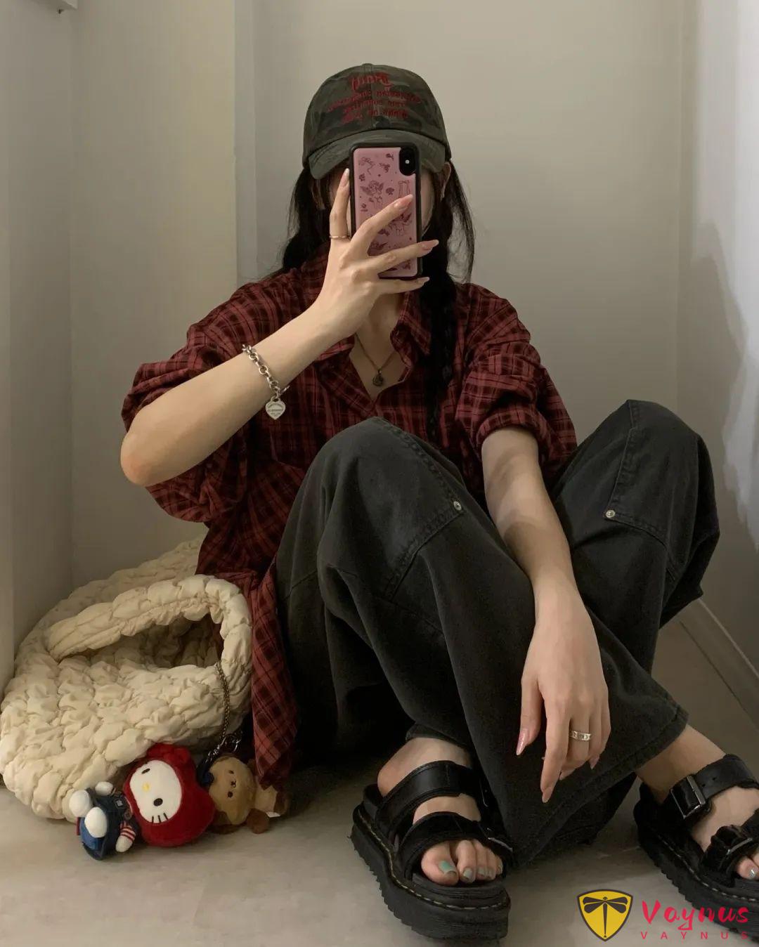 紅色格子襯衫的搭配靈感