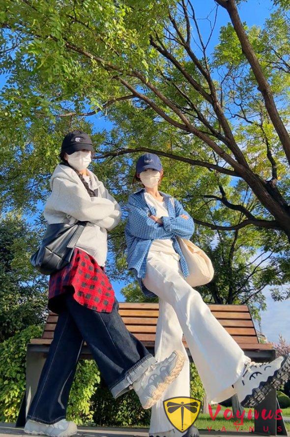 存一些姐妹見面鮮活感拍照姿勢！元旦新年姐妹見面就得雙倍漂亮！