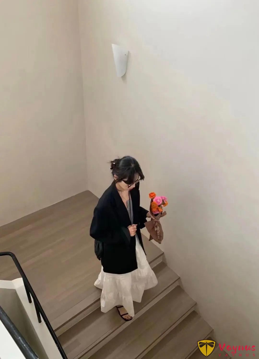黑色西服怎麼搭