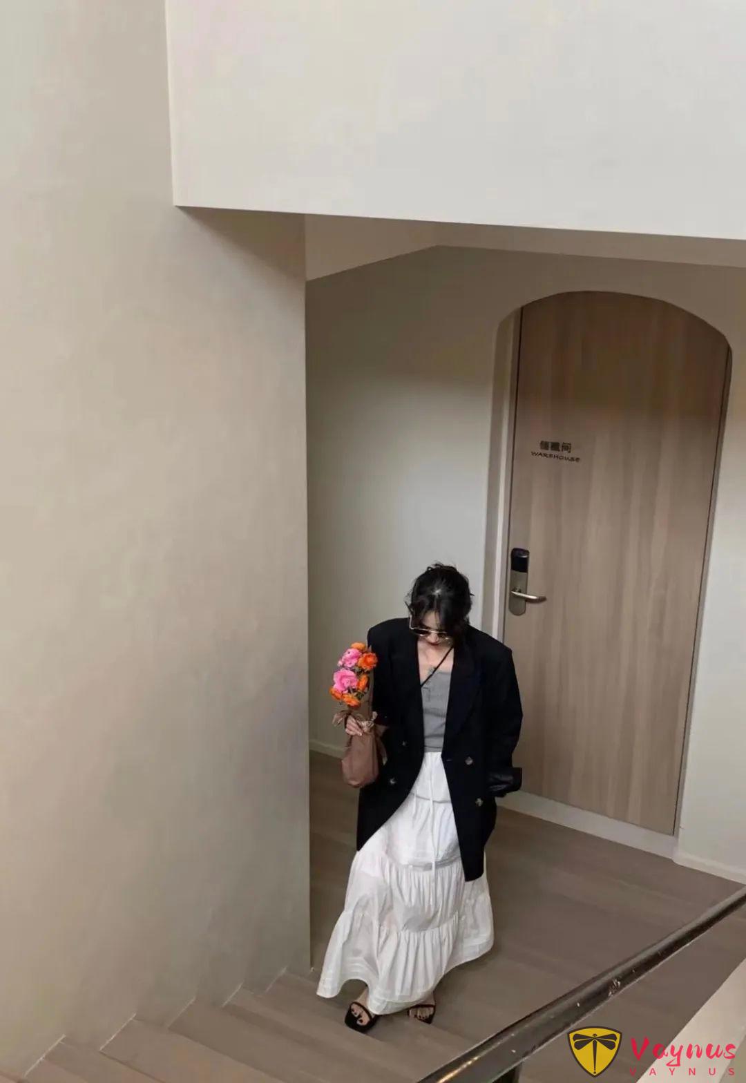 黑色西服怎麼搭