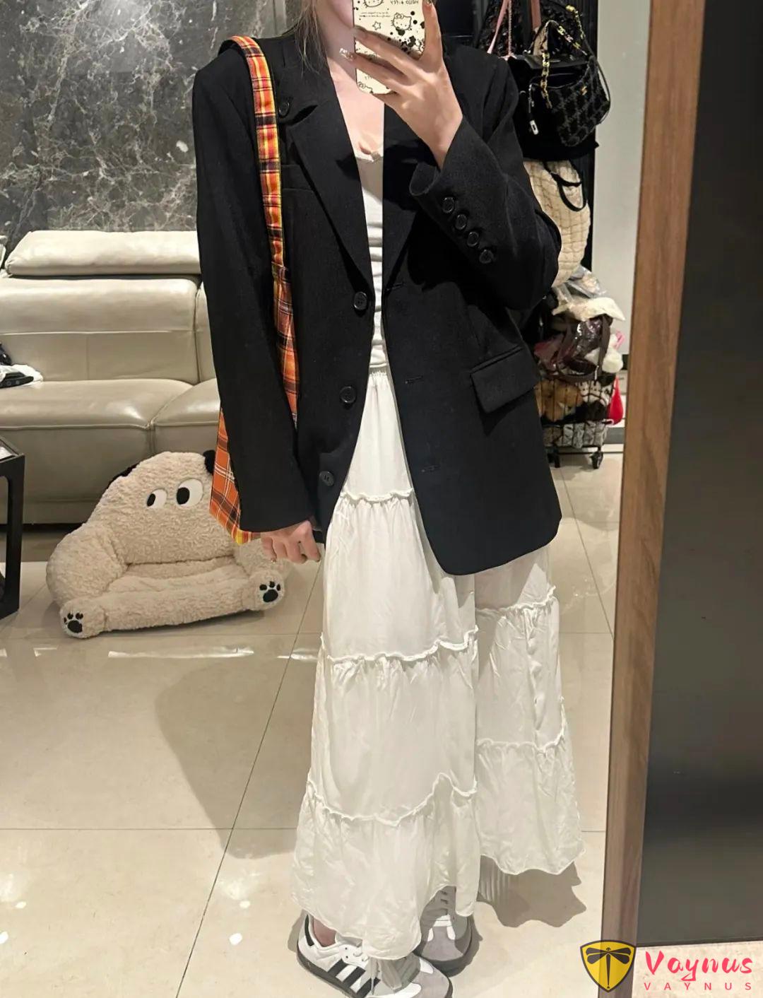 黑色西服怎麼搭