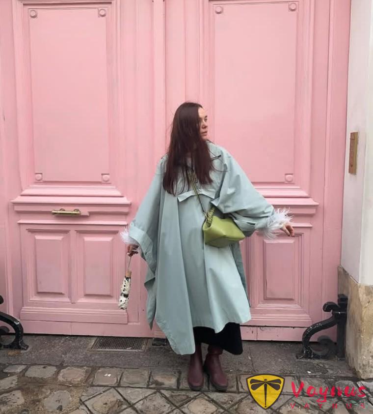 秋天當然要大膽穿亮色啦！