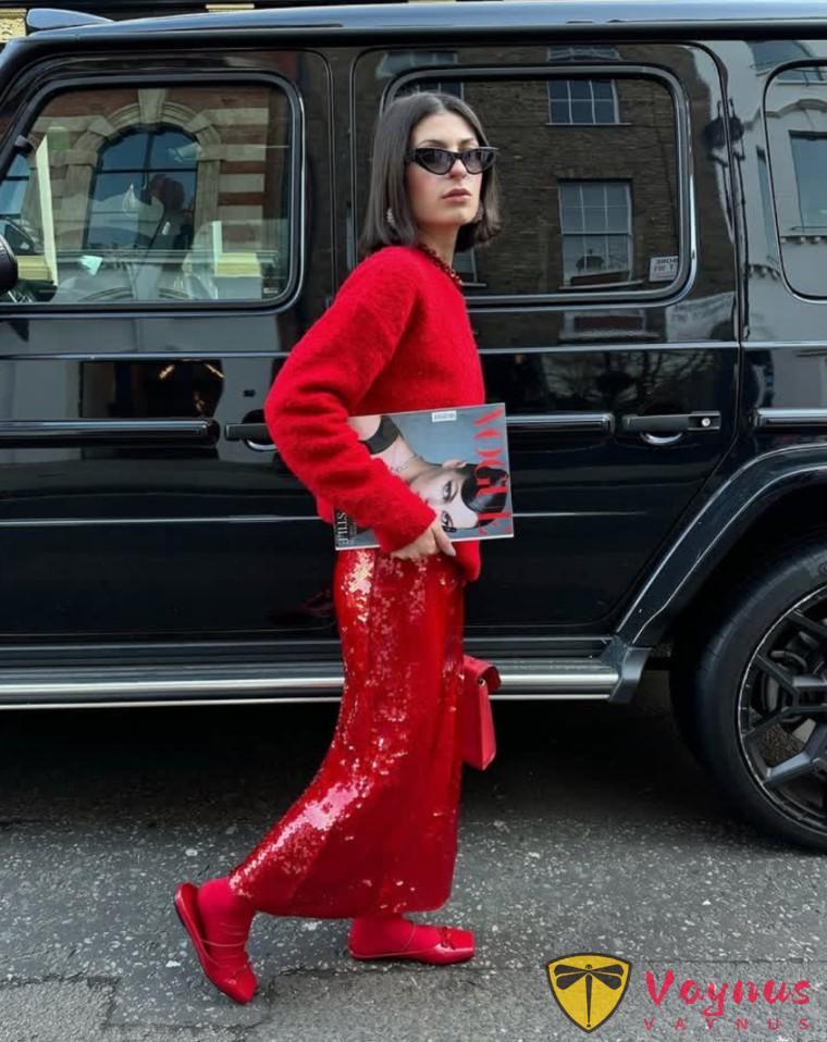 秋天當然要大膽穿亮色啦！