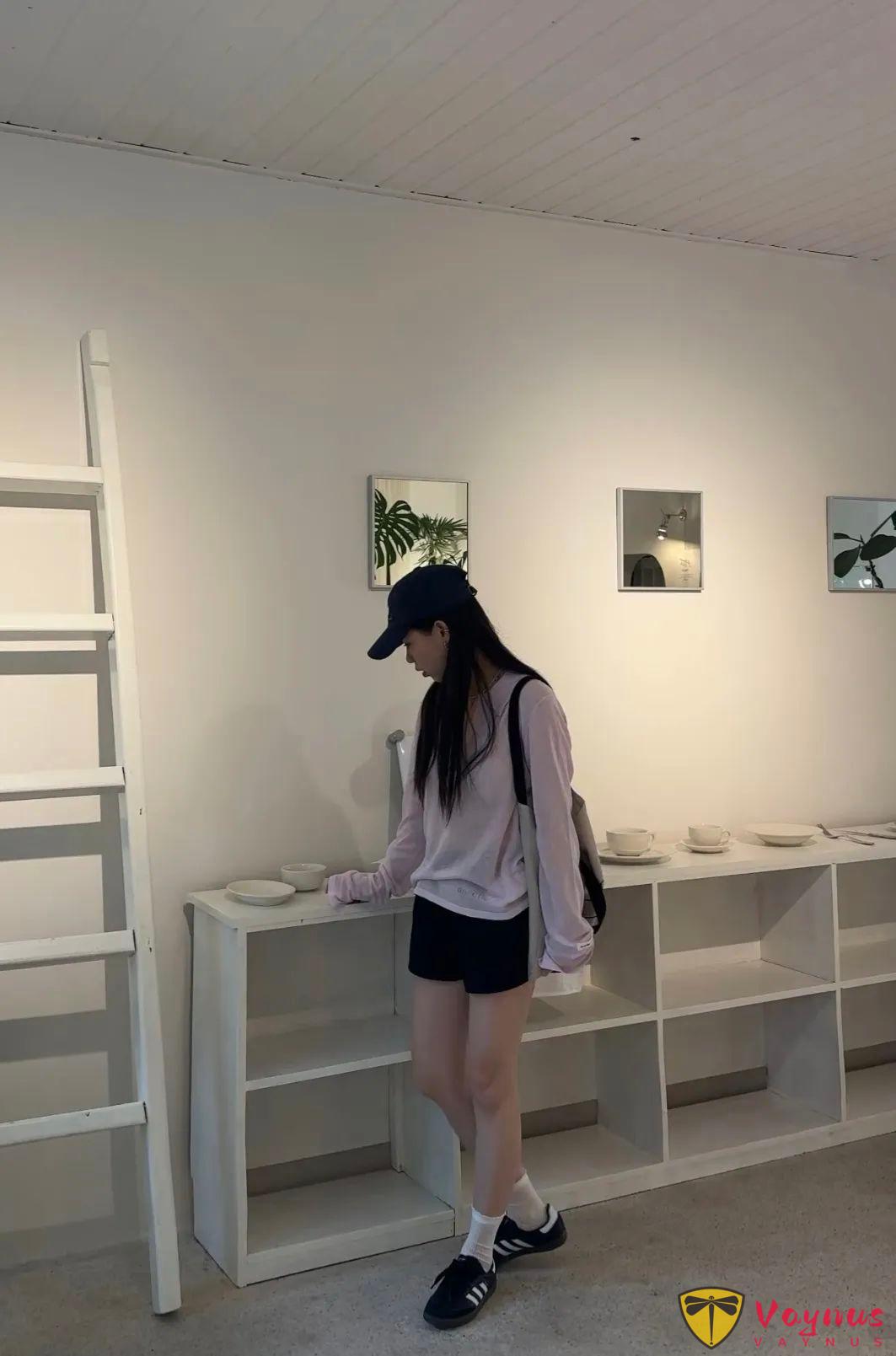 粉粉嫩嫩的俏皮穿搭很日常但是好看