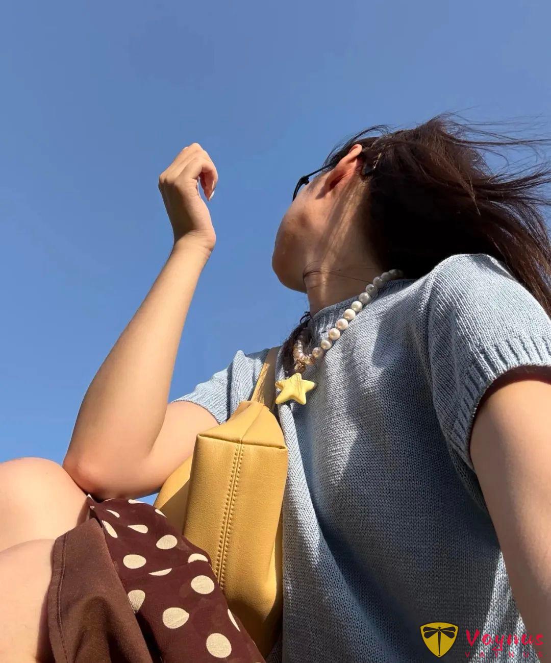 复古波点半裙的穿搭灵感