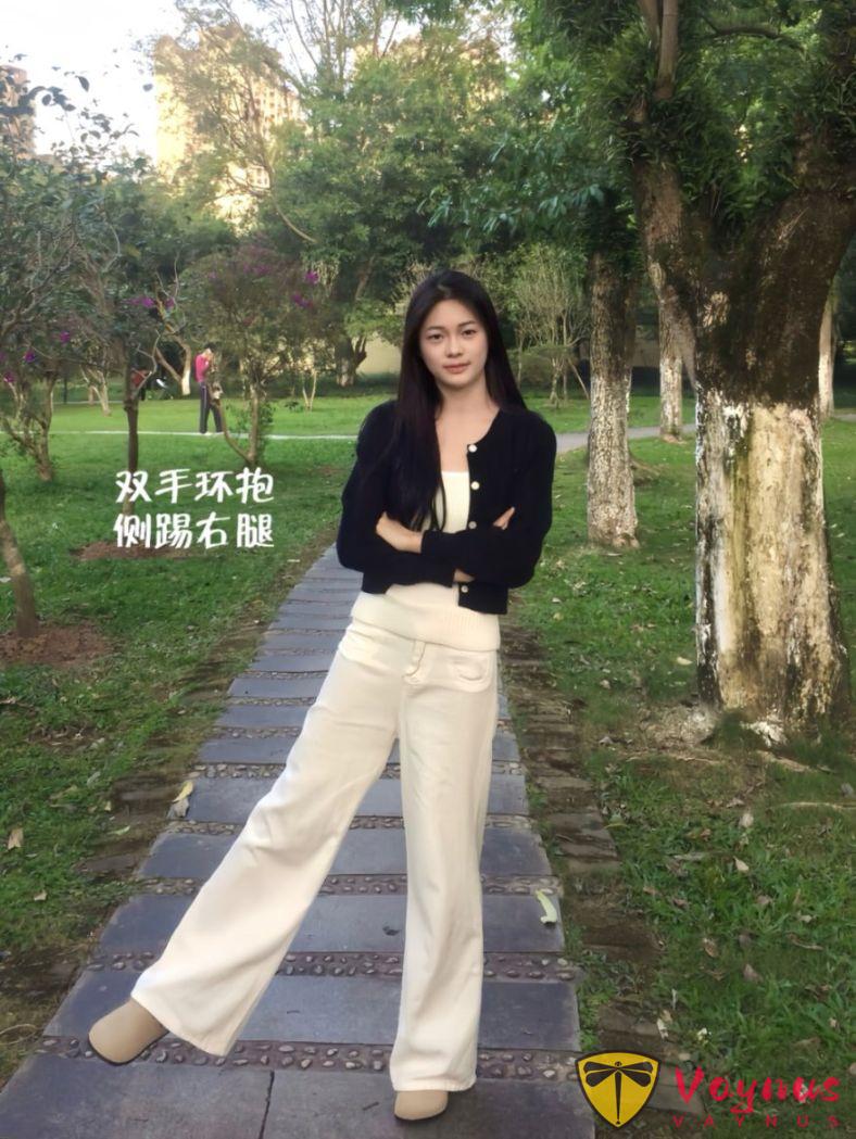 9個戶外萬能站姿拍照公式,簡單易學不廢片,誰拍誰好看