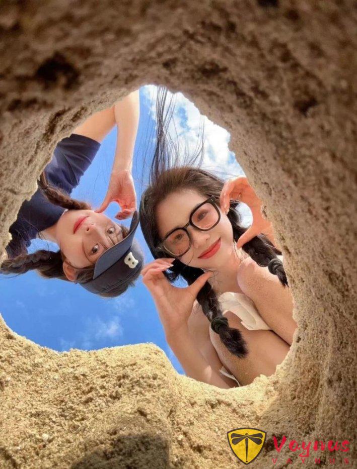 去海边沙滩一定要试试这样拍,太出片, 全网最简单的沙滩爱心相框分享给你