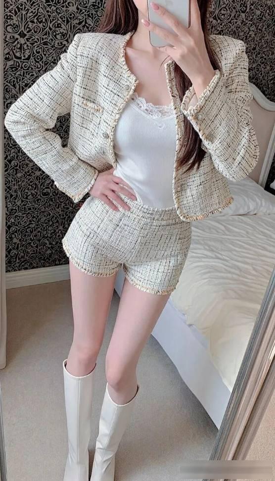 初秋短下裝很實用的過渡穿法,穿出最舒服的狀態