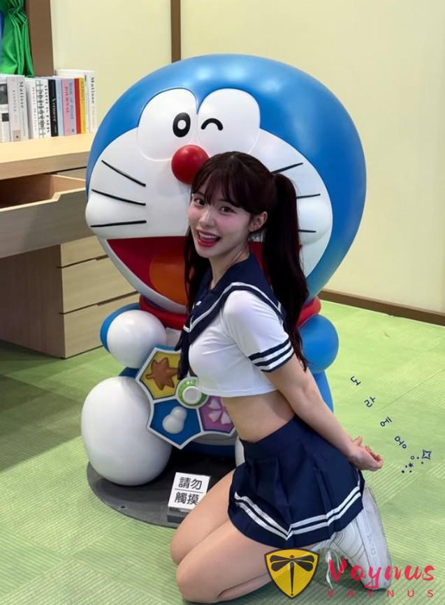 有个嘴大的女朋友，你就偷着乐吧！柯震东、李多慧首次同框