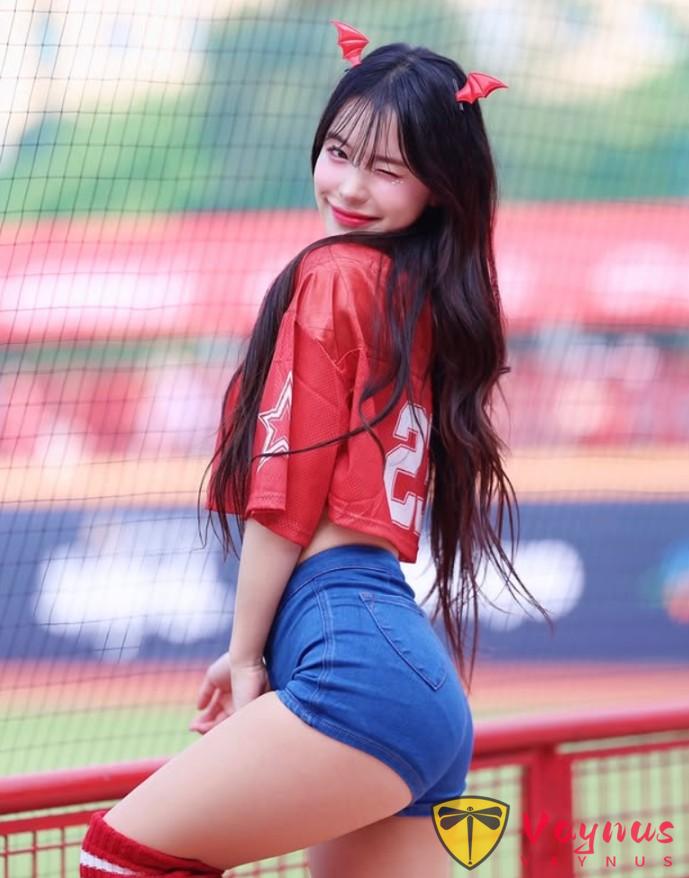 有个嘴大的女朋友，你就偷着乐吧！柯震东、李多慧首次同框