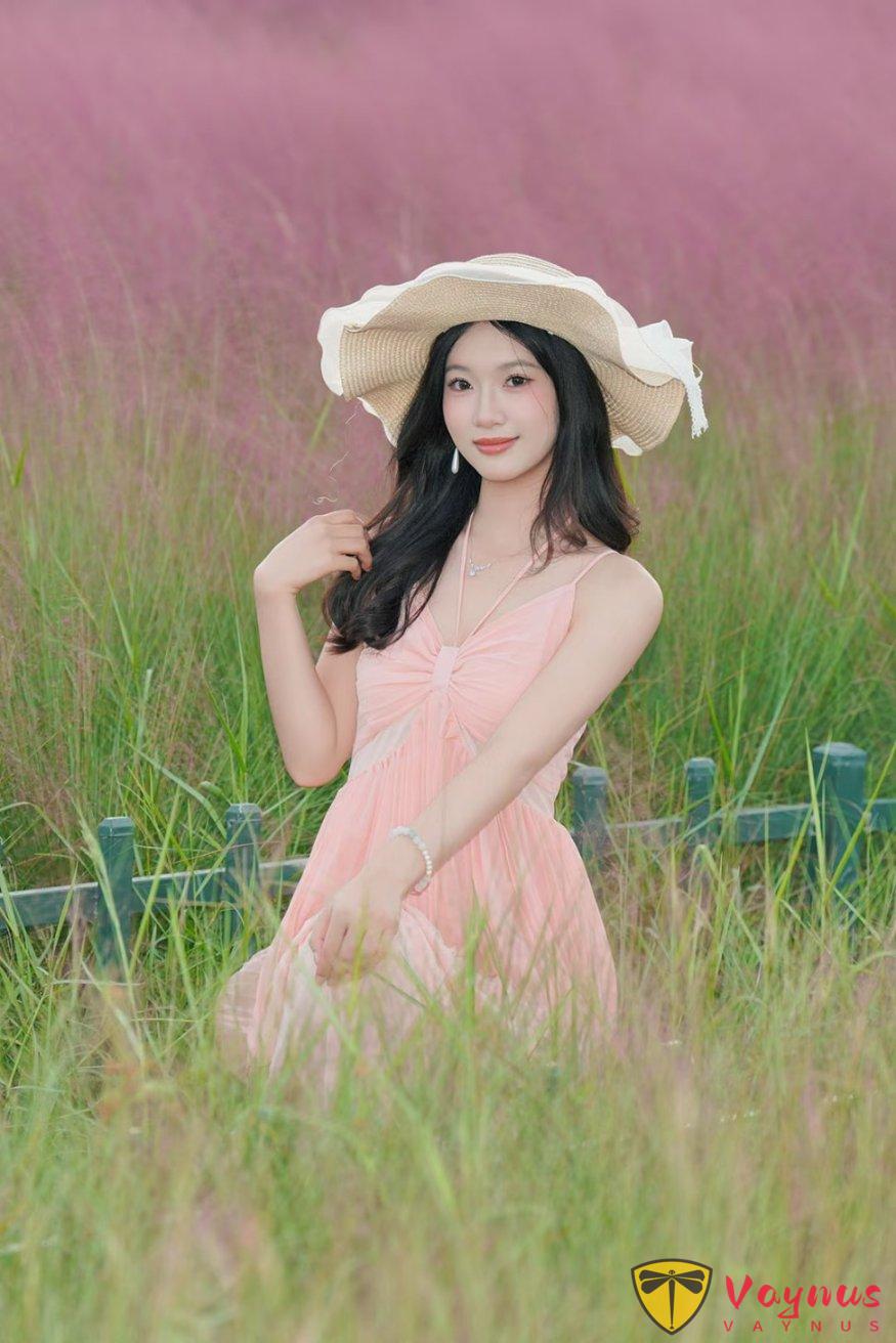 秋天限定的粉色海洋,9個粉黛草拍照姿勢,簡直太美了,氛圍拉滿